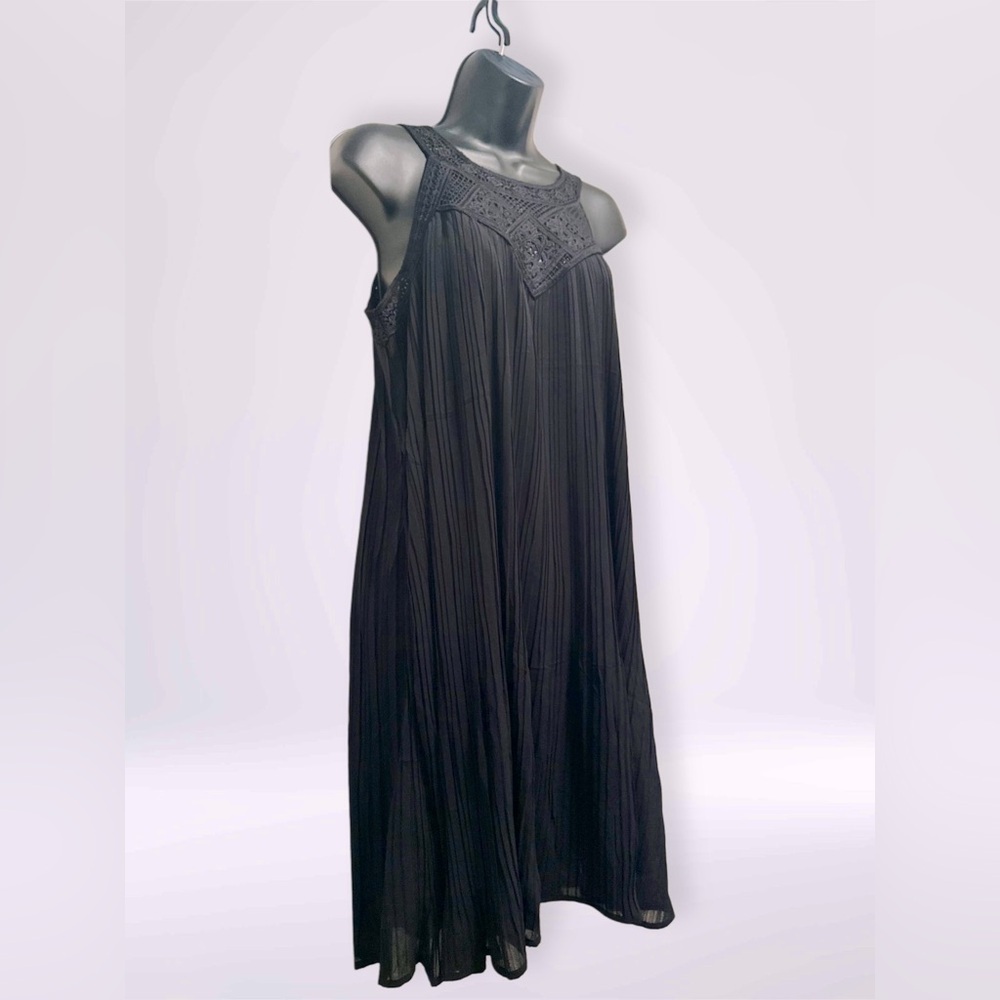 NWT Zesica Women’s Pleated A Line Halter Chiffon Mini Dress Color Black Size M - Picture 6 of 6